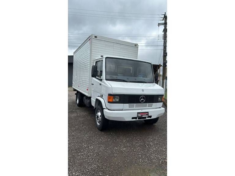 MERCEDES-BENZ - 710 (DIESEL) - 2002/2002 - Branca - Sob Consulta