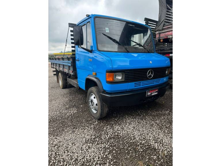 MERCEDES-BENZ - 709 - 1990/1990 - Azul - Sob Consulta